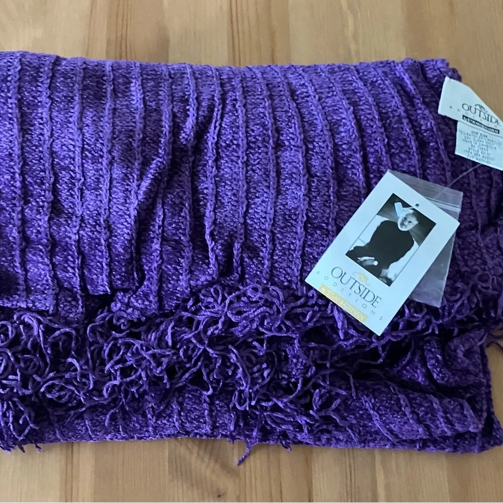 NWT QVC Luxurious Purple Knit Throw/Wrap Purple